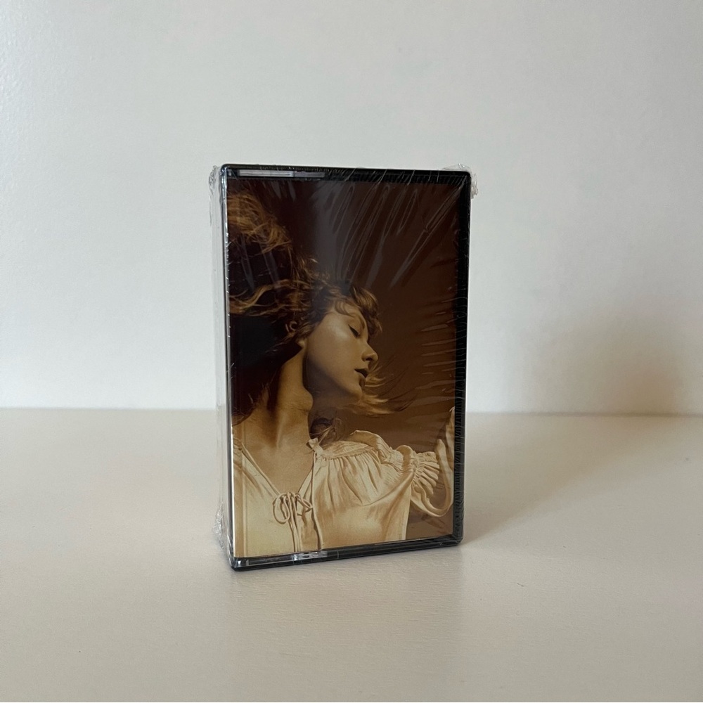 NWT Taylor Swift “Fearless (Taylor's Version)” Cassette